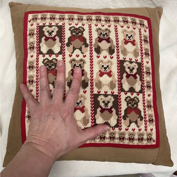 Handmade needlepoint throw pillow bears teddy bears 🧸 - Picture 2 of 5